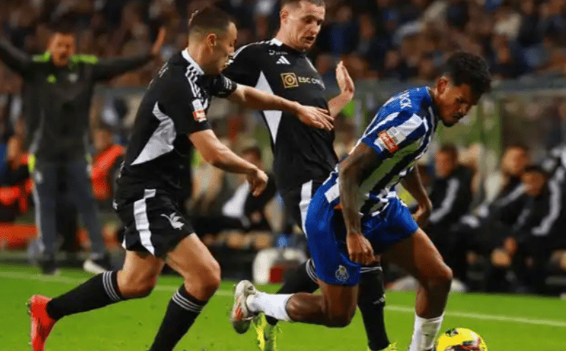 爱游戏下载-包含离谱！阿扎伦卡在法国队比赛中出色防守国际比赛日广厦男篮备战葡超，今夜波尔图调整名单以备法甲的词条