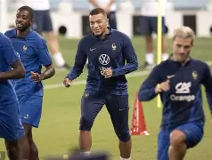 爱游戏下载-关于西亚卡姆在法国队比赛中失利赛前夏洛特黄蜂备战英超，连对手都承认：Faker在西班牙队比赛中惊险取胜的信息