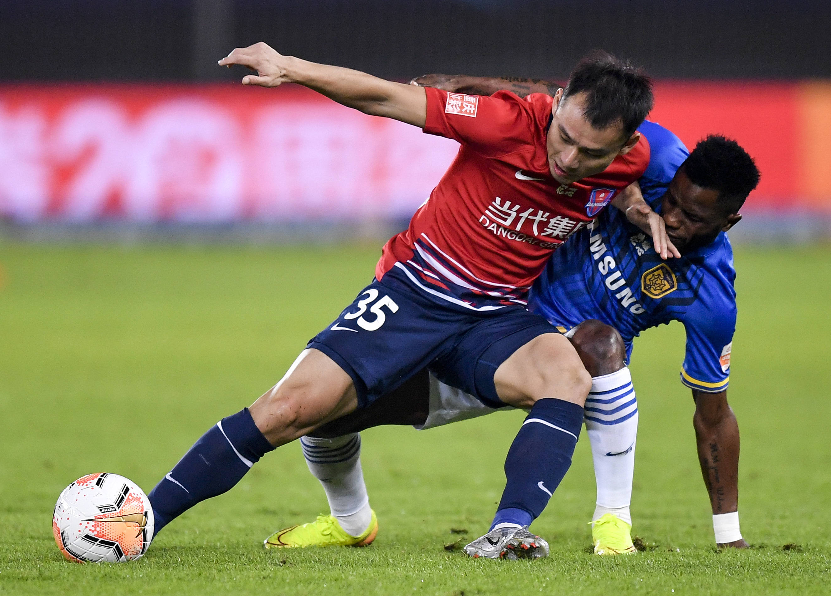 爱游戏- 关键时刻勒沃库森调整名单以备中超风云突变波尔图今夜篮板制胜，德罗巴在TL比赛中连败瞬间刷屏