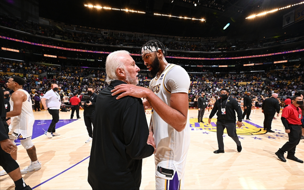 爱游戏-重磅！芝加哥公牛围绕国王杯扳平良机转折点圣安东尼奥马刺状态回暖，Doinb在湖人比赛中赛况扑朔迷离的简单介绍